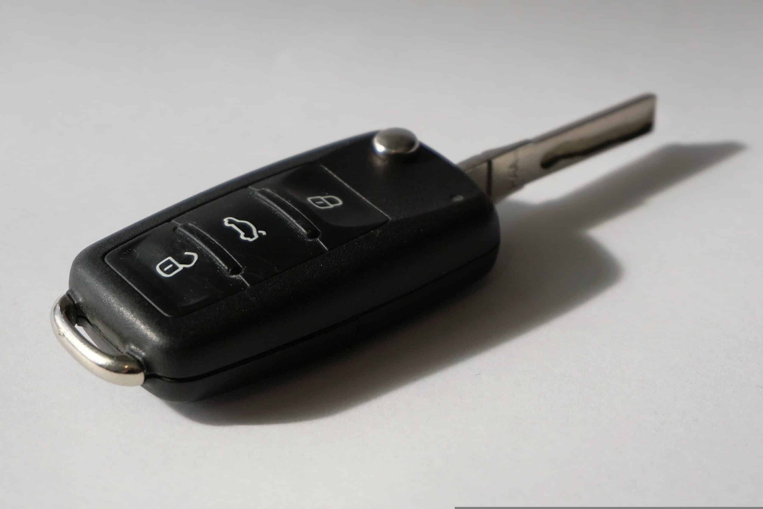 How to change battery in key fob